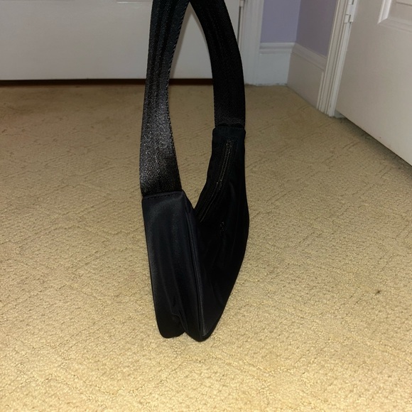 Aritzia Sunday Best Shoulder Bag- Black - Picture 4 of 4